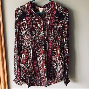 Mossimo Supply Co. printed button top